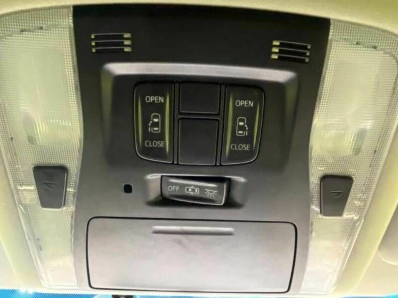VELLFIRE-4
