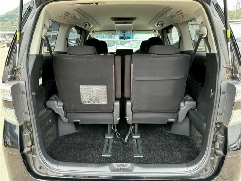 VELLFIRE-12