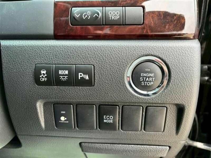 VELLFIRE-27