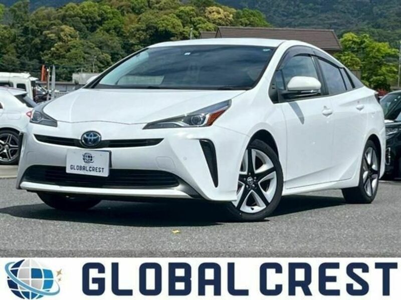 TOYOTA　PRIUS