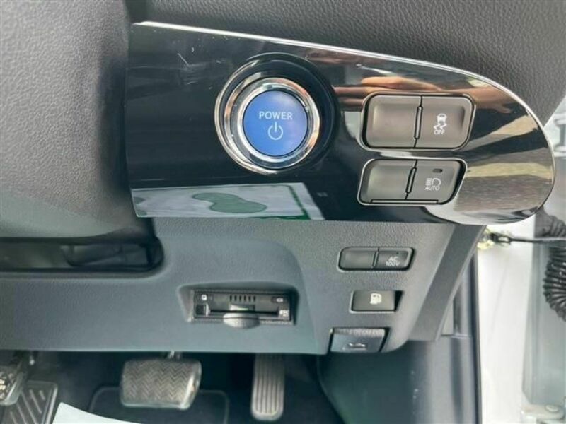 PRIUS-14