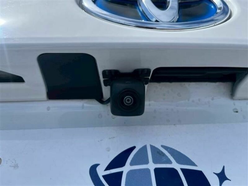 PRIUS-15