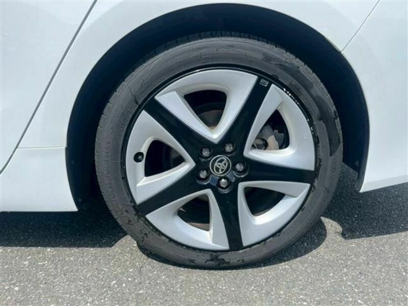 PRIUS-18