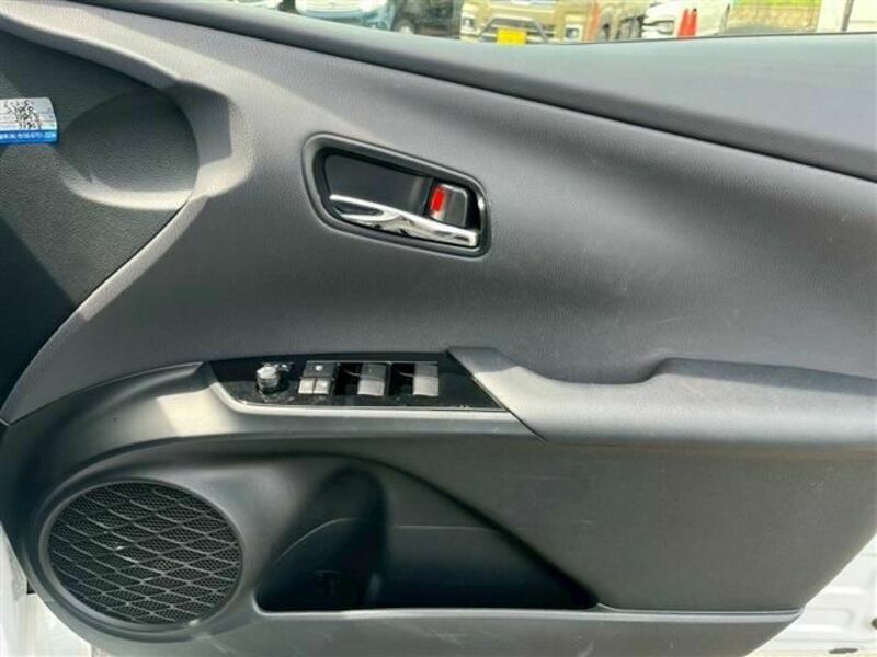 PRIUS-22