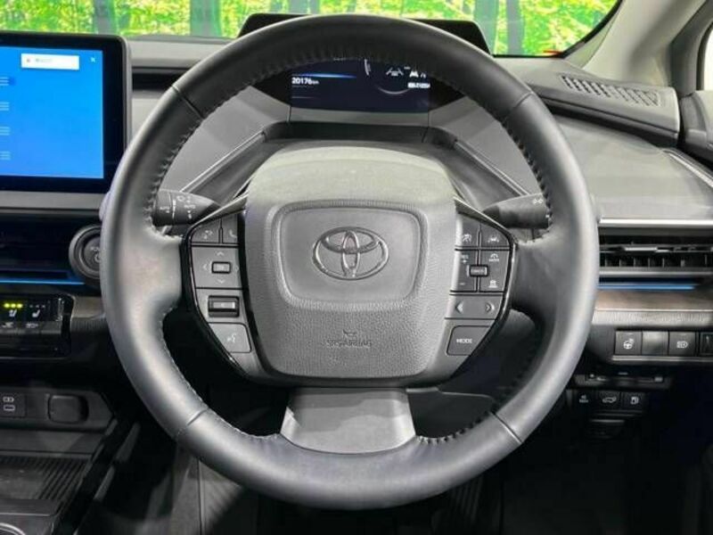 PRIUS-10