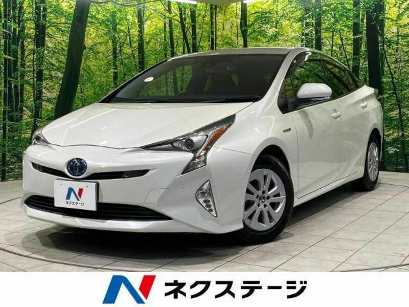 TOYOTA　PRIUS