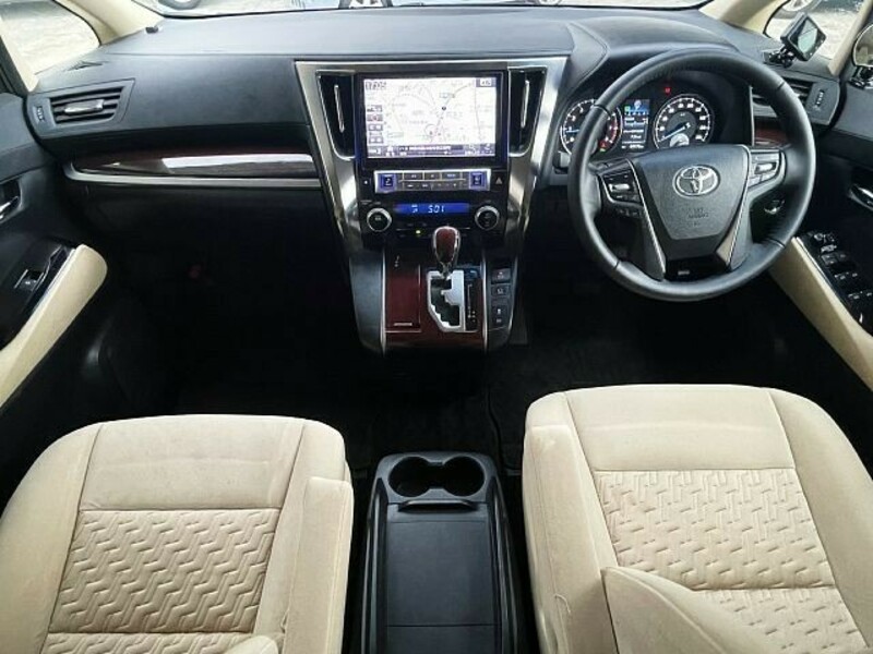 VELLFIRE-1