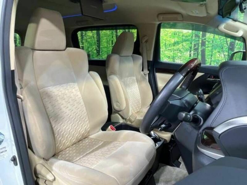 VELLFIRE-7