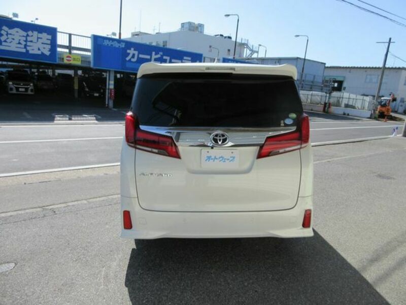 ALPHARD-4