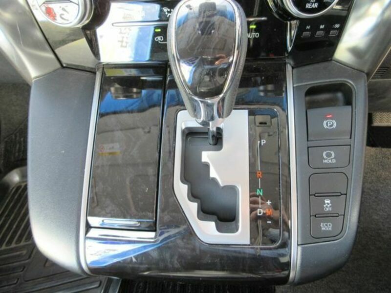 ALPHARD-17