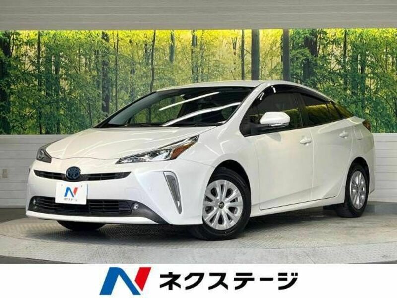 TOYOTA　PRIUS