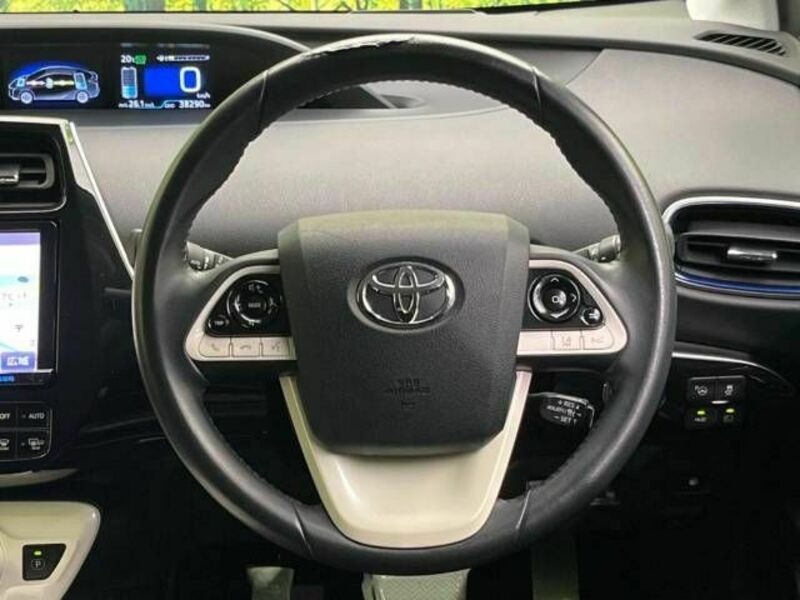 PRIUS-10