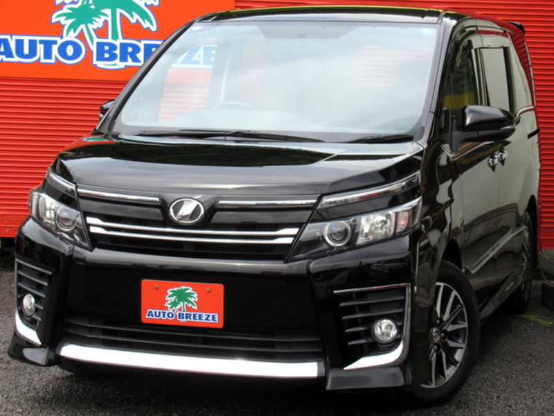 TOYOTA　VOXY