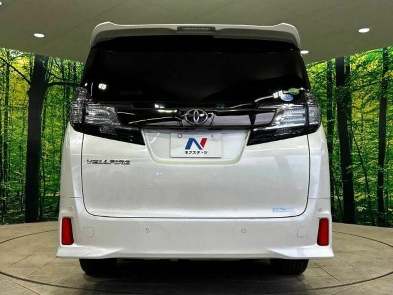 VELLFIRE-14