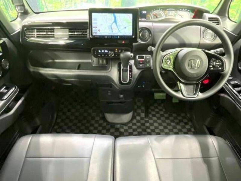 N BOX CUSTOM-1