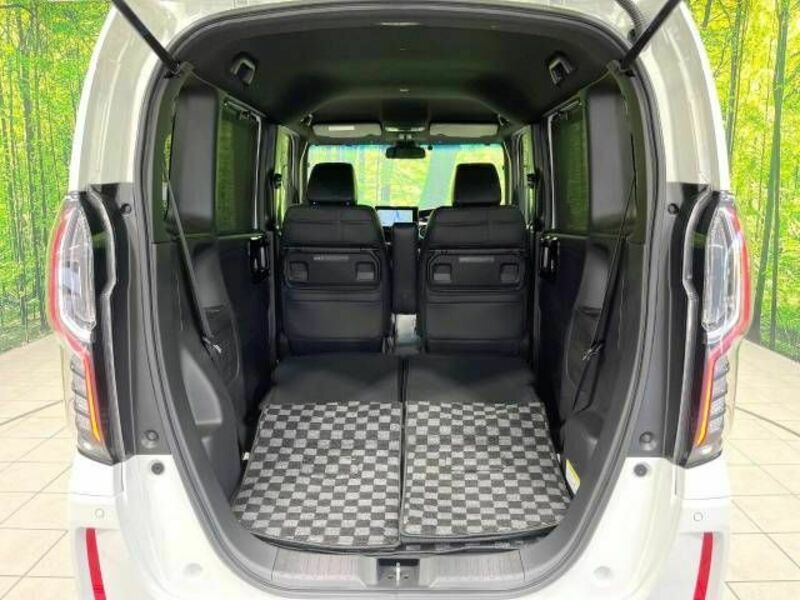 N BOX CUSTOM-10