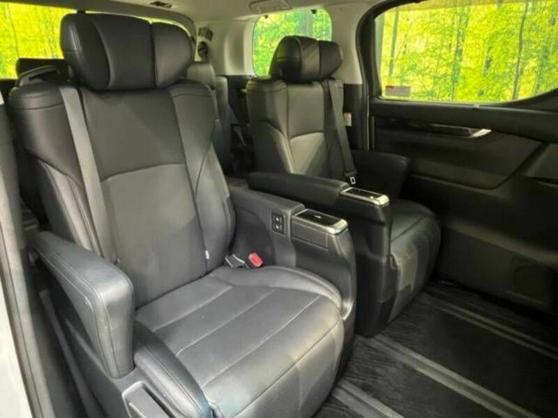 ALPHARD-9