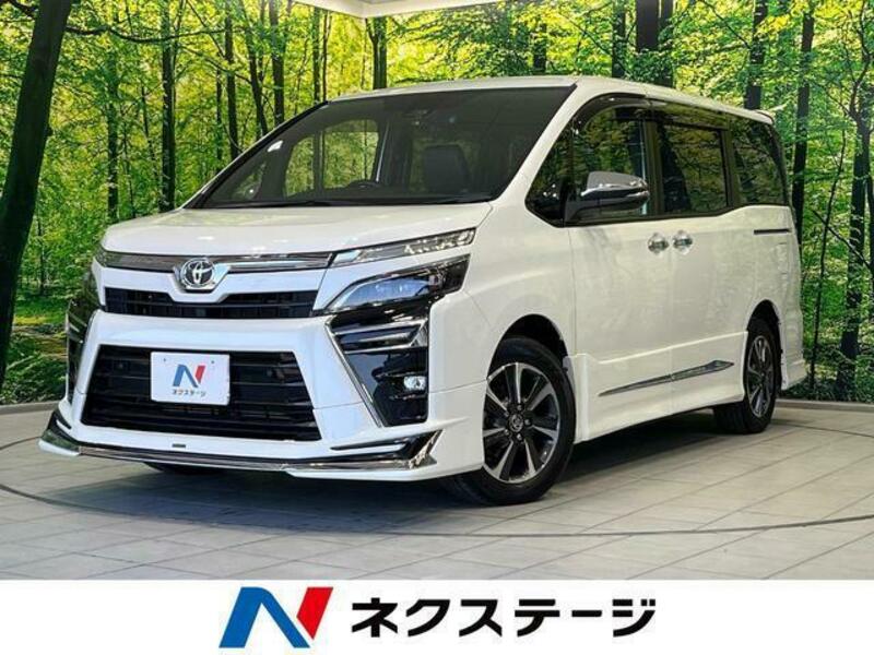 TOYOTA　VOXY