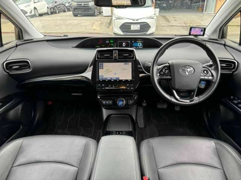 PRIUS-1