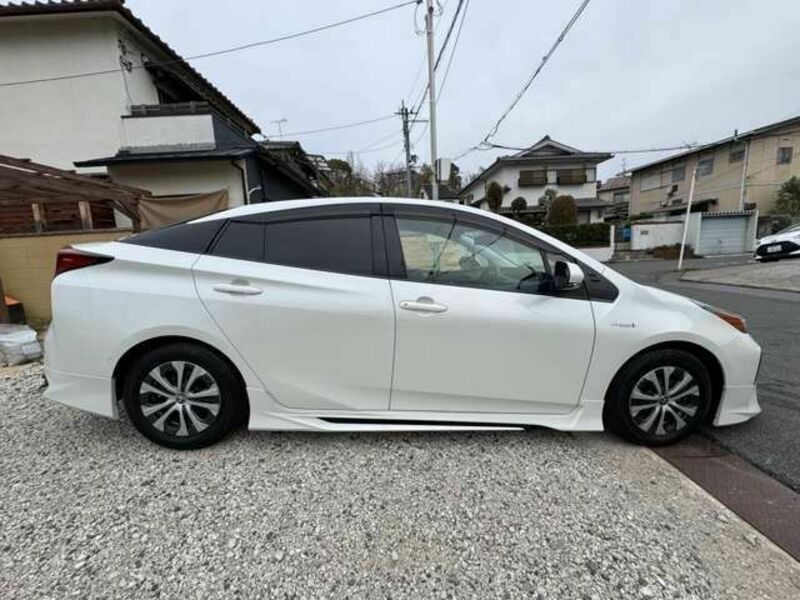 PRIUS-7
