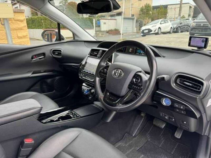 PRIUS-14