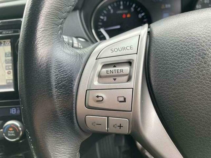 X-TRAIL-19
