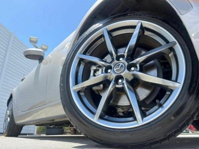 ROADSTER RF-13