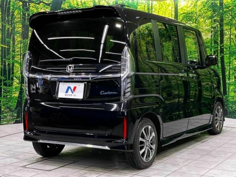 N BOX CUSTOM-16