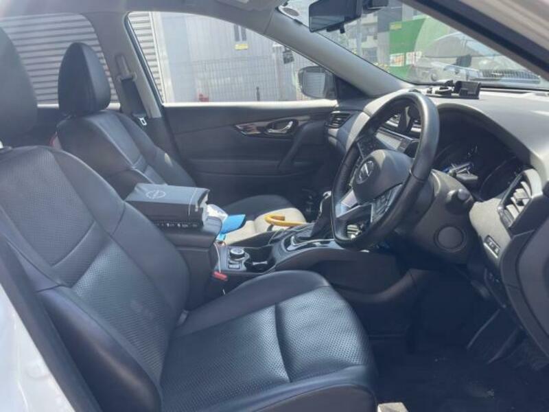 X-TRAIL-11