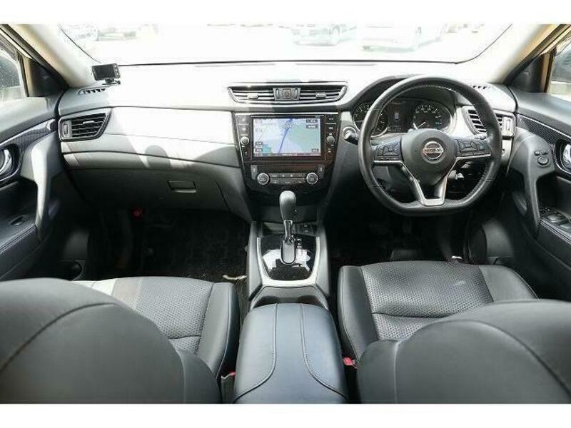 X-TRAIL-2