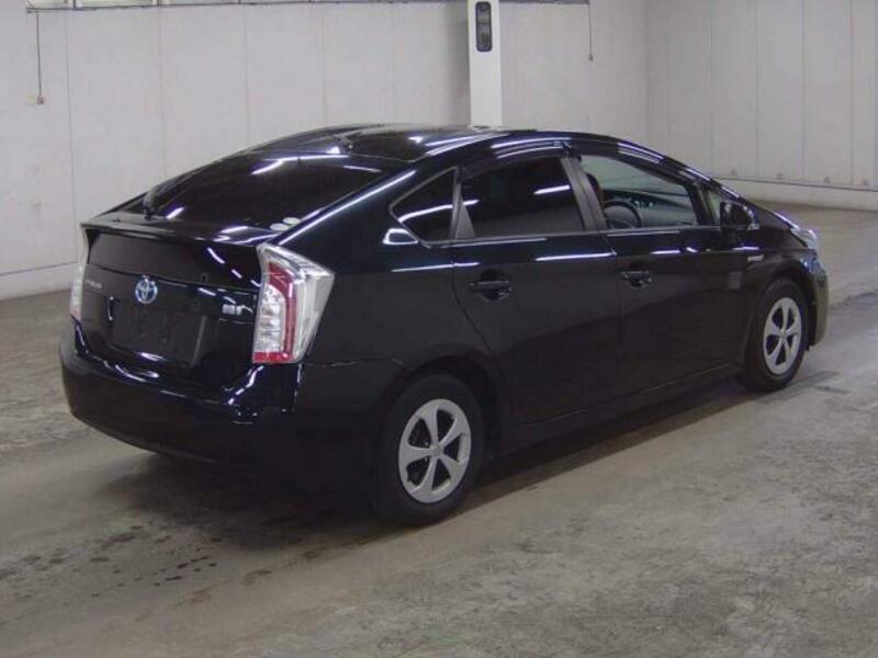 PRIUS-5
