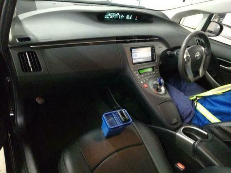 PRIUS-2