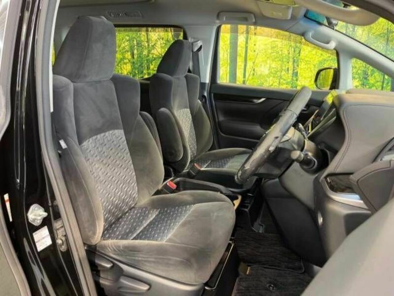 VELLFIRE-7