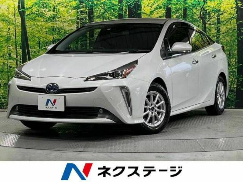 TOYOTA　PRIUS
