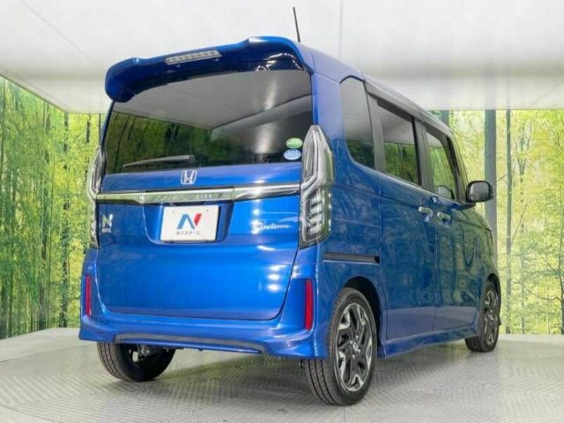N BOX CUSTOM-16