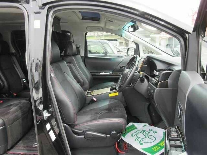 VELLFIRE-14