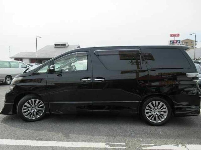 VELLFIRE-18