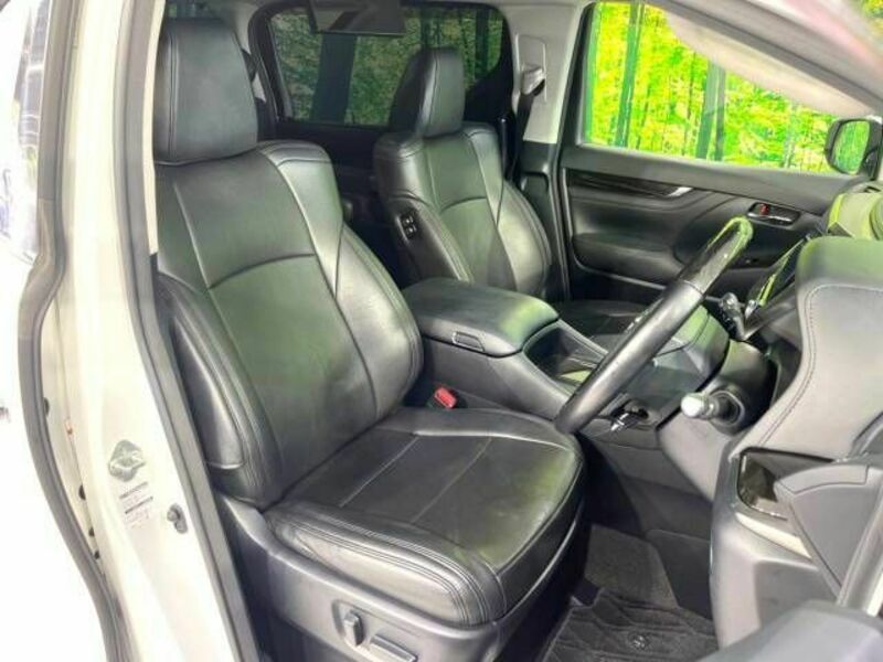VELLFIRE-7