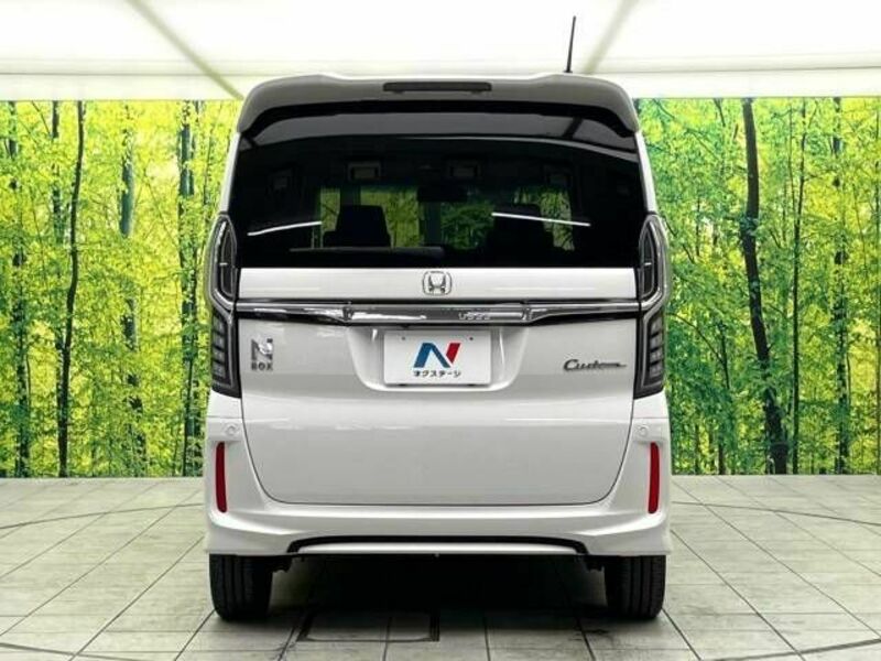 N BOX CUSTOM-15