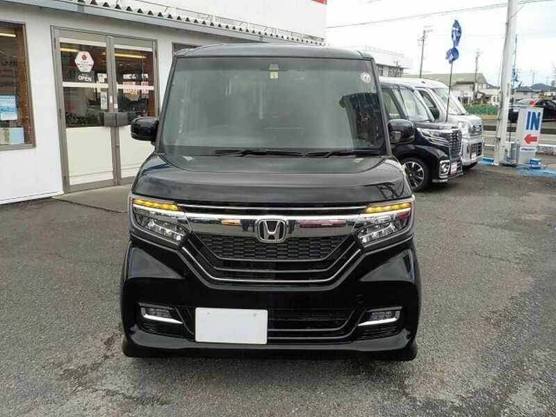 N BOX CUSTOM-3