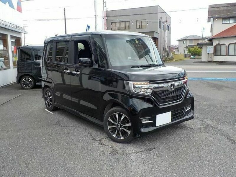 N BOX CUSTOM-4