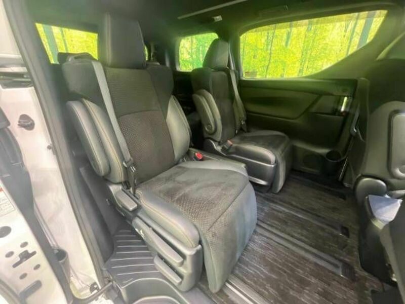 ALPHARD-9