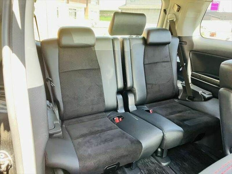 VELLFIRE-11