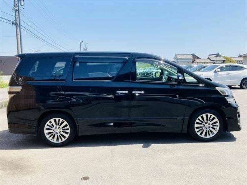 VELLFIRE-19