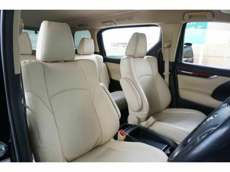 VELLFIRE-5