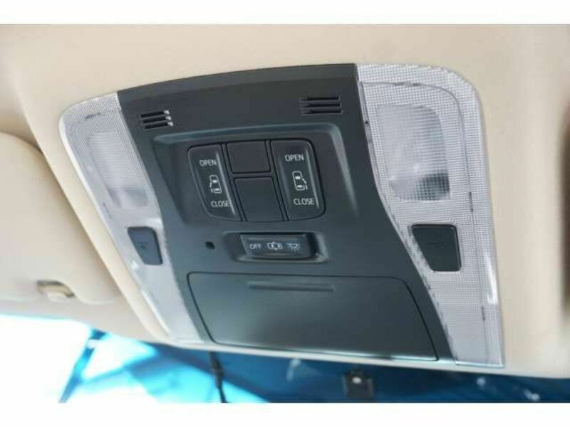 VELLFIRE-12