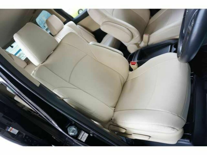VELLFIRE-14