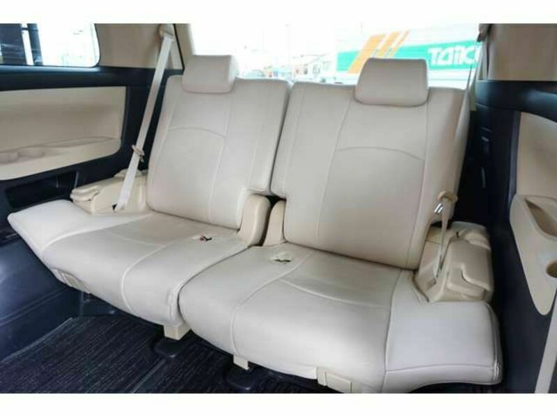 VELLFIRE-18