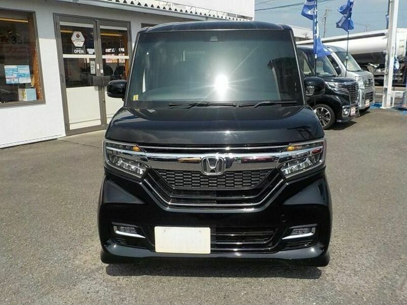 N BOX CUSTOM-3