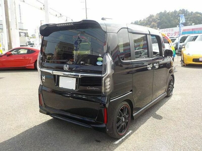 N BOX CUSTOM-5